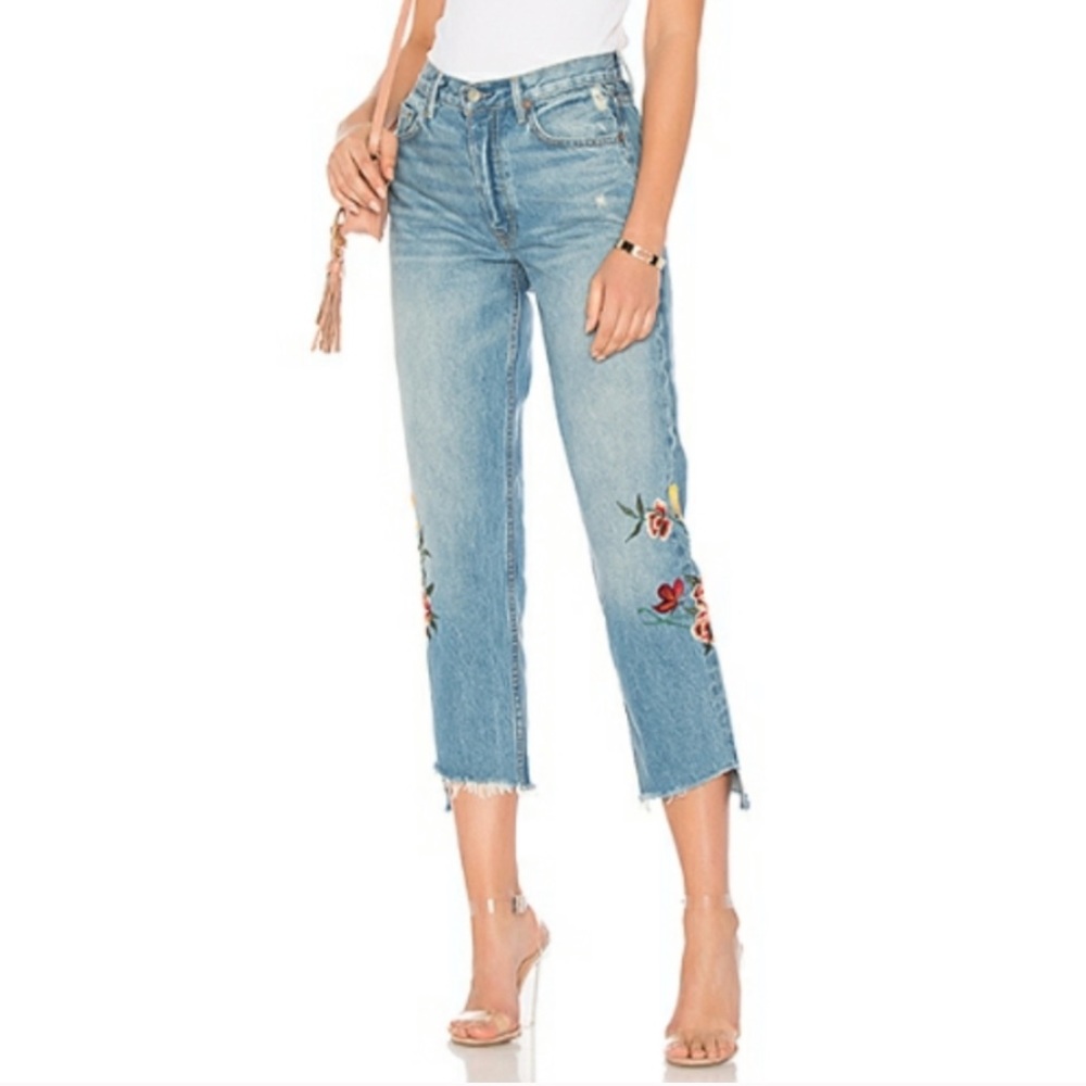 GRLFRND jeans in style “Helena”.